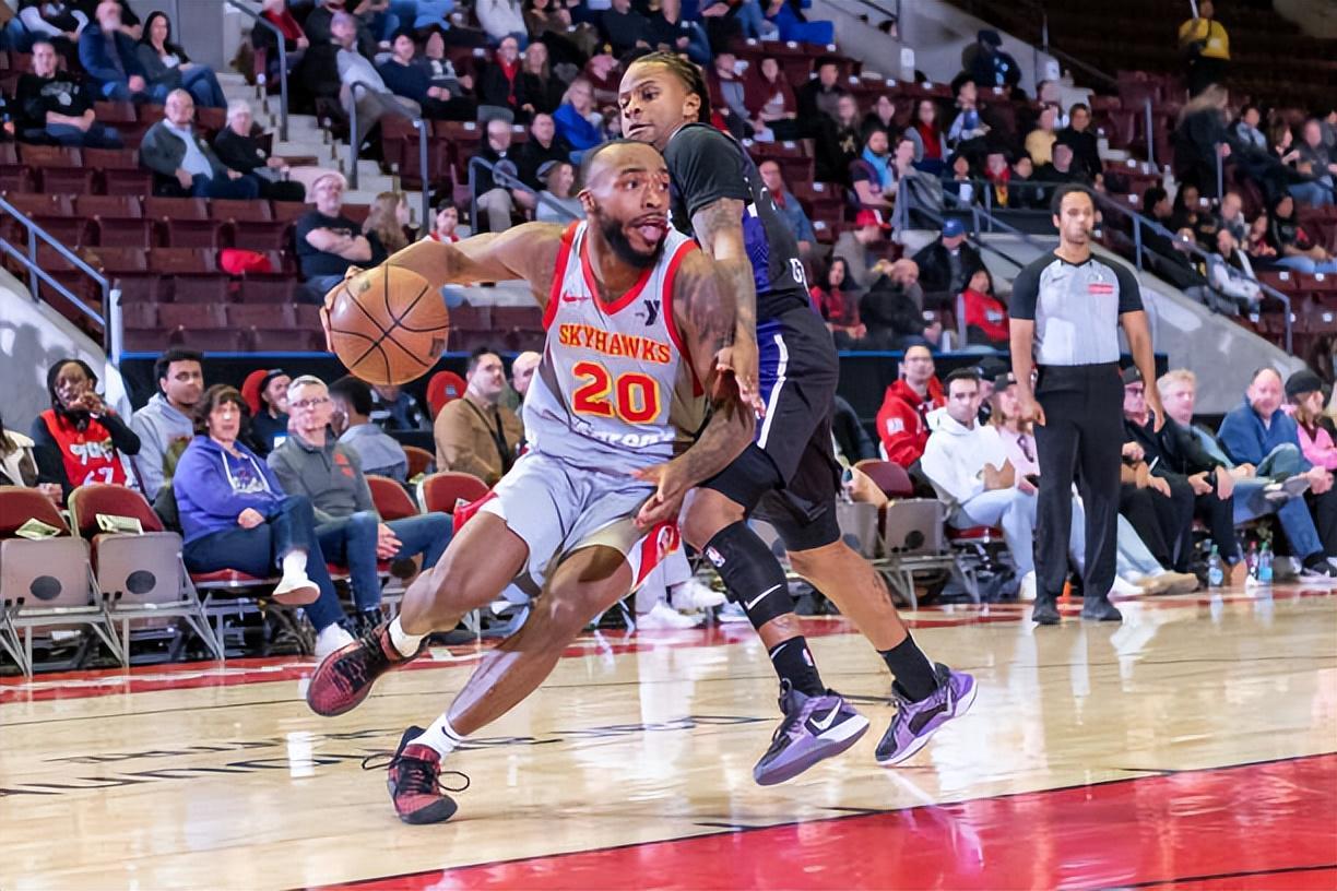 kaiyun-完成签约后立刻被裁掉了！后场新星将会继续代表老鹰二队出战？